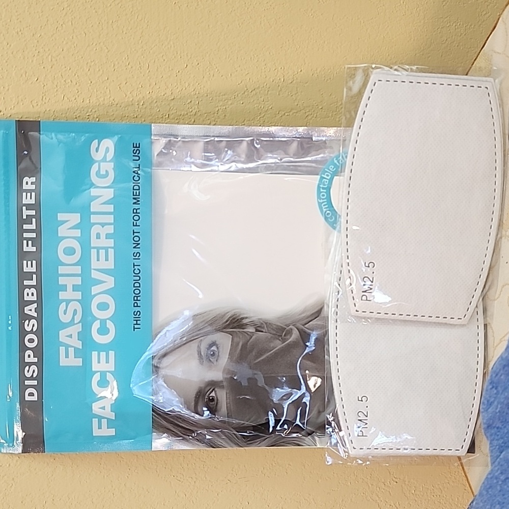 Super Soft Free Country Neck Gaiters/Face Covers - Picture 3 of 8